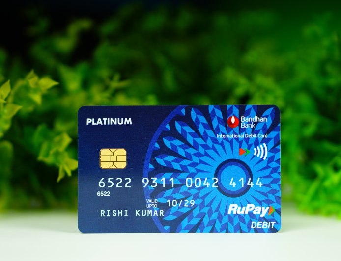 Bandhan Bank Advantage Savings Account Review - Lounge Access, High Limits & More