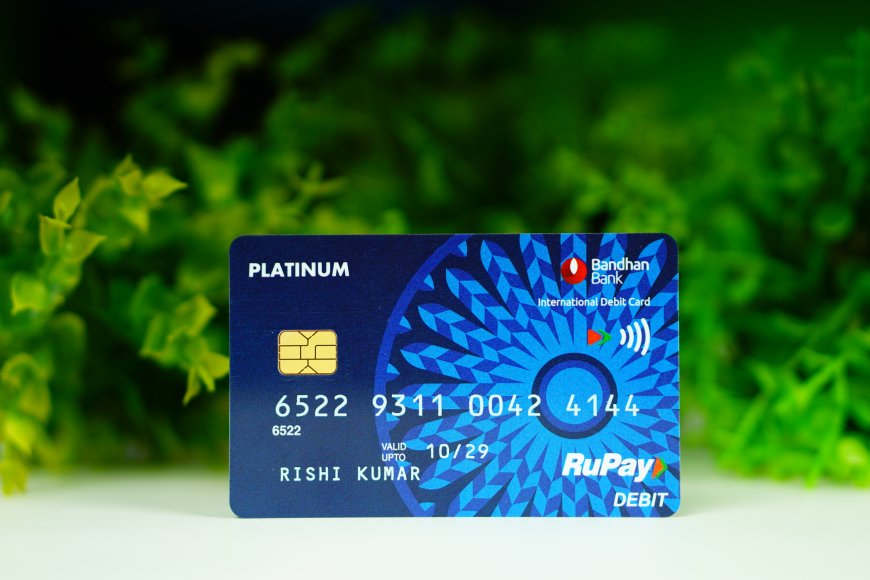 Bandhan Bank Advantage Savings Account Review - Lounge Access, High Limits & More